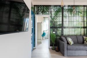 COMO BELLEVUE BORGHI