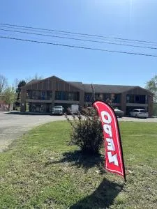 Oaktree Inn - 里士满