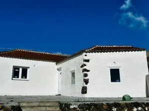 Casa Los Brezos - Botazo