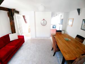 Appartements Best of Chartres one bedroom city center and view on the Cathedral : photos des chambres