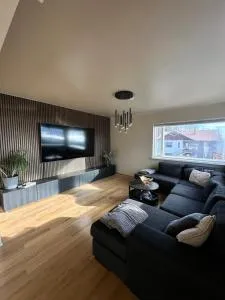 Álfhóll 4 húsavík oceanview - Geiteyjarstrond