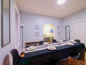 Vibrant Retreat - Two Bedroom near NYC