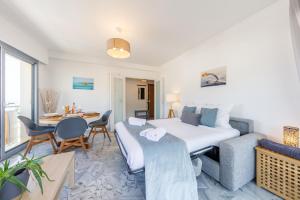 Vue Mer, Terrasse & Garage Privé, Lumineux Appartement à 2 min de la plage