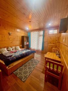 Ailyak Stays and Cafe, Shoja, Jibhi