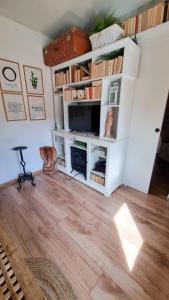 APARTAMENT GOŚCINNY "DOMEK NA DRZEWIE"