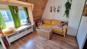 APARTAMENT GOŚCINNY "DOMEK NA DRZEWIE"