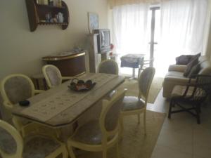 apartamento martim de sá 3 dormitórios em cima da areia ar Inter 52 c