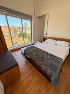 Trendy Artist Loft - Unique Stay Chicago Style