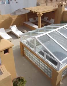 Authentic Boho PRIVATE Riad- Rooftop Ocean view, Fireplace & High-speed Internet