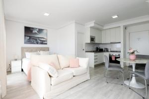 Romana Playa studio - beachfront complex Elviria