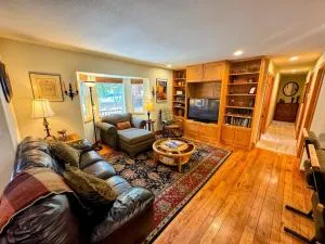 Tahoe Haven 8 min to Northstar 1mi to Lake - Carnelian Bay