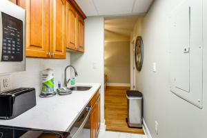 Walk to Town! Gatlinburg Condo with Mountain Views