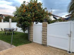Maisons de vacances LES HIRONDELLES 2KM DE LA PLAGE-JARDIN-WiFi-PARKING-DRAPS ET SERVIETTES : photos des chambres