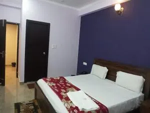 Jbk hotel barkot M - Kutnaur