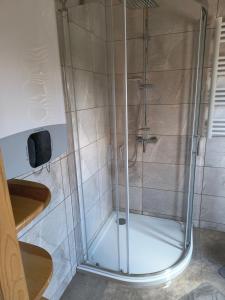 Noclegi nad stawami wypożyczalnia kajaków i rowerów