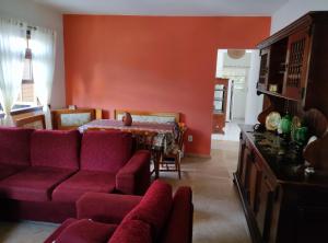 single-story house, I live on the top floor