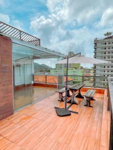 Cobertura na Praia da Enseada-Guarujá 180m2 10 hospedes