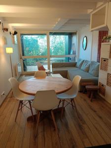 Charmant triplex avec jardin, proche des plages