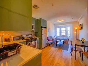 Deluxe Studio minutes from NYC! - يونيون سيتي