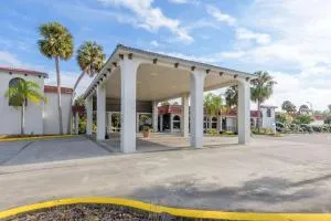 Motel 6-Spring Hill, FL - Weeki Wachee - Hudson