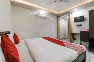 Hotel O Aastha Near Chaudhary Charan Singh International Airport - Bijnaur