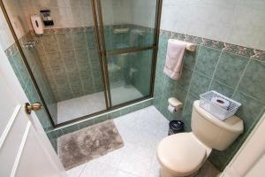 New York Style Boutique House - Exclusive Mansión with inside game room and premium área next to iconic Unicentro Shopping Mall