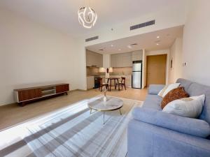 Luxury Garden Apartment With Private Beach Access - Ubytování bez kategorie ve městě Dubaj