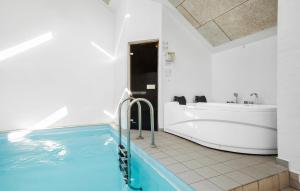 Amazing Home In Vinderup With Sauna