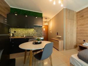 Alexander studio serres