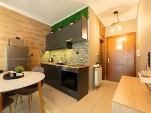 Alexander studio serres