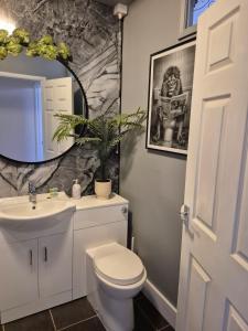 City Centre Sanctuary with parking space