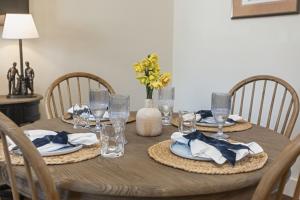 Castlestone Holiday Cottages & Townhouses