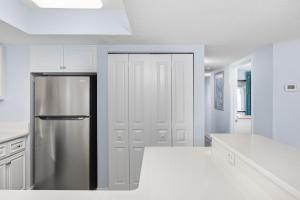 Charming 3BR 2BA Oceanfront Condo