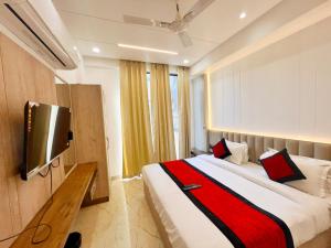 Mehul- A, Luxurious Stay 5 Mint From Railway Station New Delhi