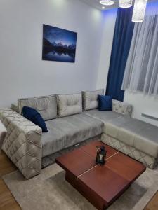 Balkan Hill 3 - A24 - Vila Peković Blue LUX