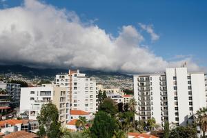 Luxurious T2 Varandas Apartment XIII