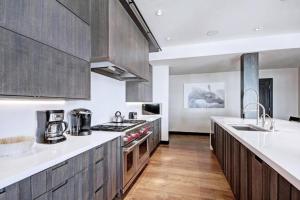 Luxury 5Br Penthouse Residence At The Ritz-Carlton Club Vail