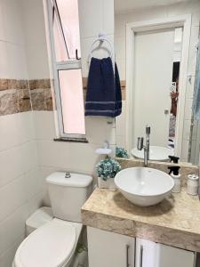 Apto completo com ar, piscina 2 quartos