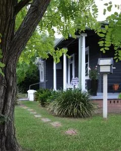 Ellson House - The Heart of the Hunter - Cessnock