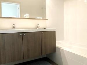 Duplex in Middelkerke near Sea Wall & Center