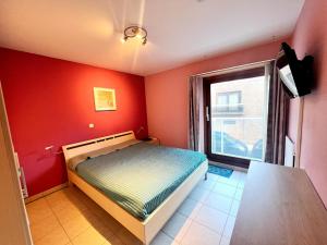 Apartment in Middelkerke near the Beach