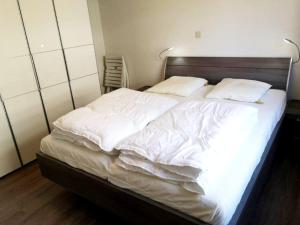 Apartment in Middelkerke near the Beach