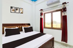 Hotel O Regalia Palace and Lawn