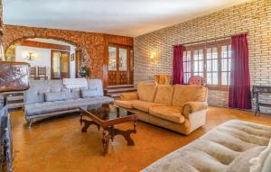 Gorgeous Home In Puente Genil With Wifi