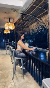 Duck & Drift - a Sleeper Hostel - Just 1,7km from Airport