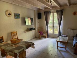 Appartement calme avec vue proche station - FR-1-814-92