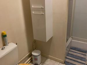 Appartements Appartement calme avec parking a Super Besse - FR-1-814-92 : photos des chambres