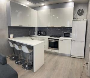 Сучасна та простора квартира в гарному районі міста біля парку