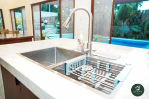 Asana Amadeo a private villa near Tagaytay