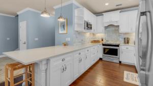 The Bluefin - Luxury Beach Home!